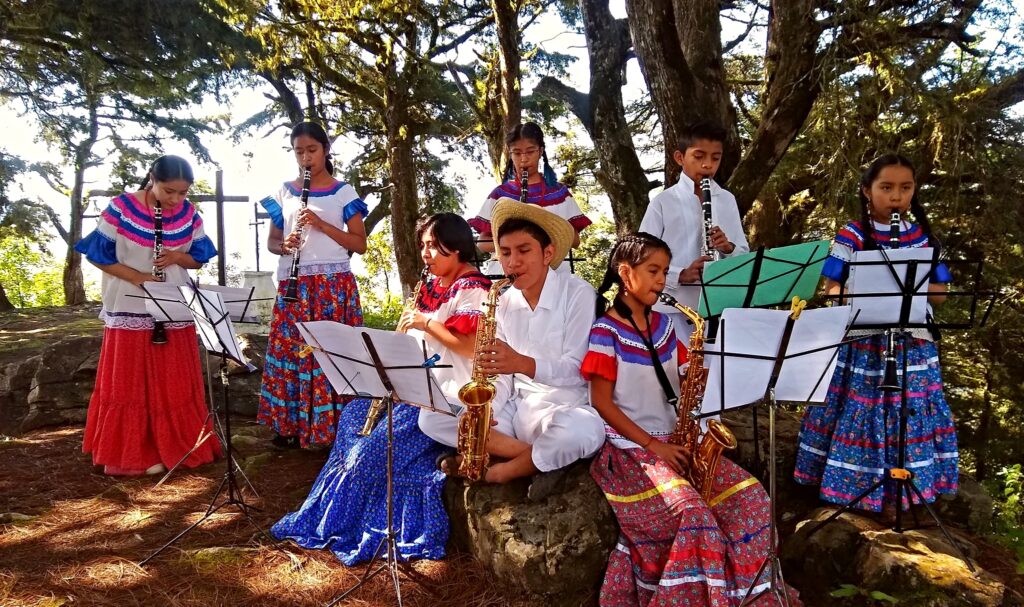 Música que transforma vidas: el programa que potencia el talento y refuerza comunidades en México