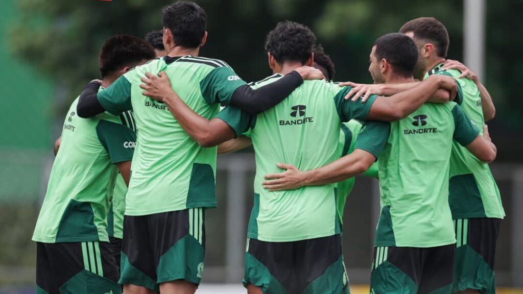 ¡Todo preparado para el debut en el Mundial! Esta sería la alineación de México frente a Sudáfrica